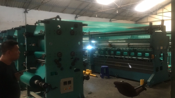 E14 Knot Type Shading Net Machine Raschel Net Making Machine met online ondersteuning