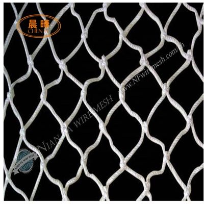 Computerized Raschel Warp Knitting Machine with 3-Rollers Positive Yarn Let-Off System and E6/E7/E8/E9/E12/E14 Gauge for 135-340" Working Width